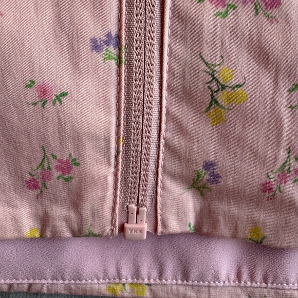 House of CB Pink Floral Puff Sleeve Top - Picture 5 of 9